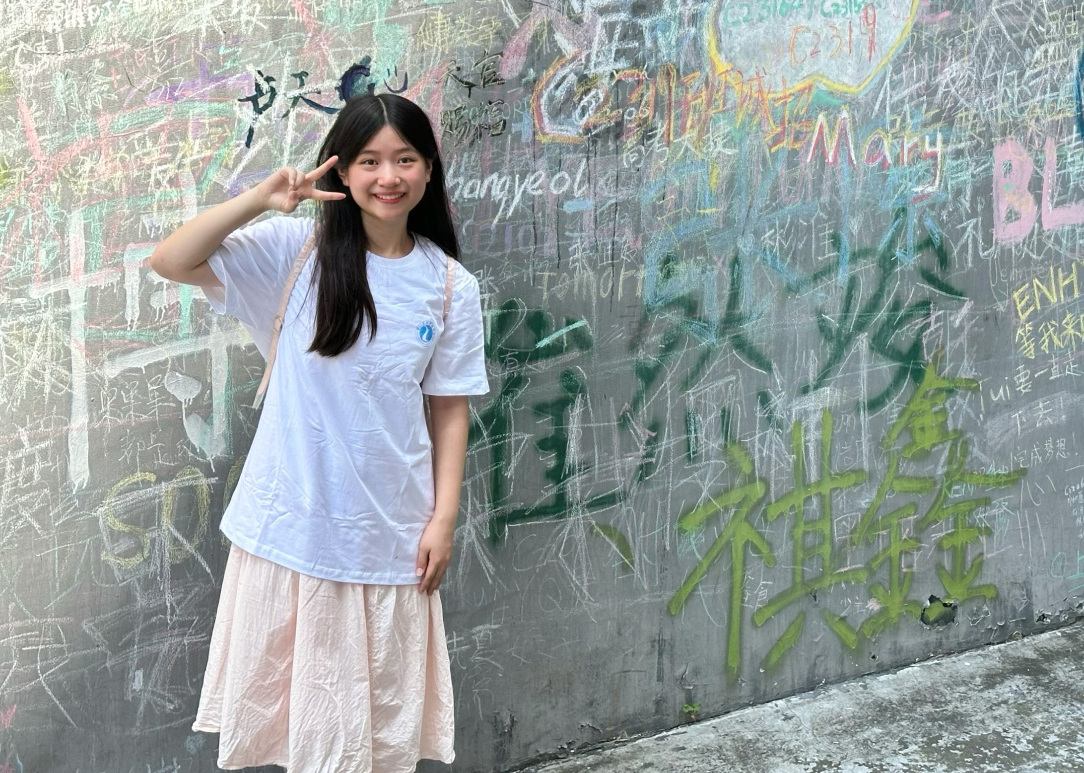 【出国留学】优秀学子风采｜肖语琪：以梦为马，追光而行
